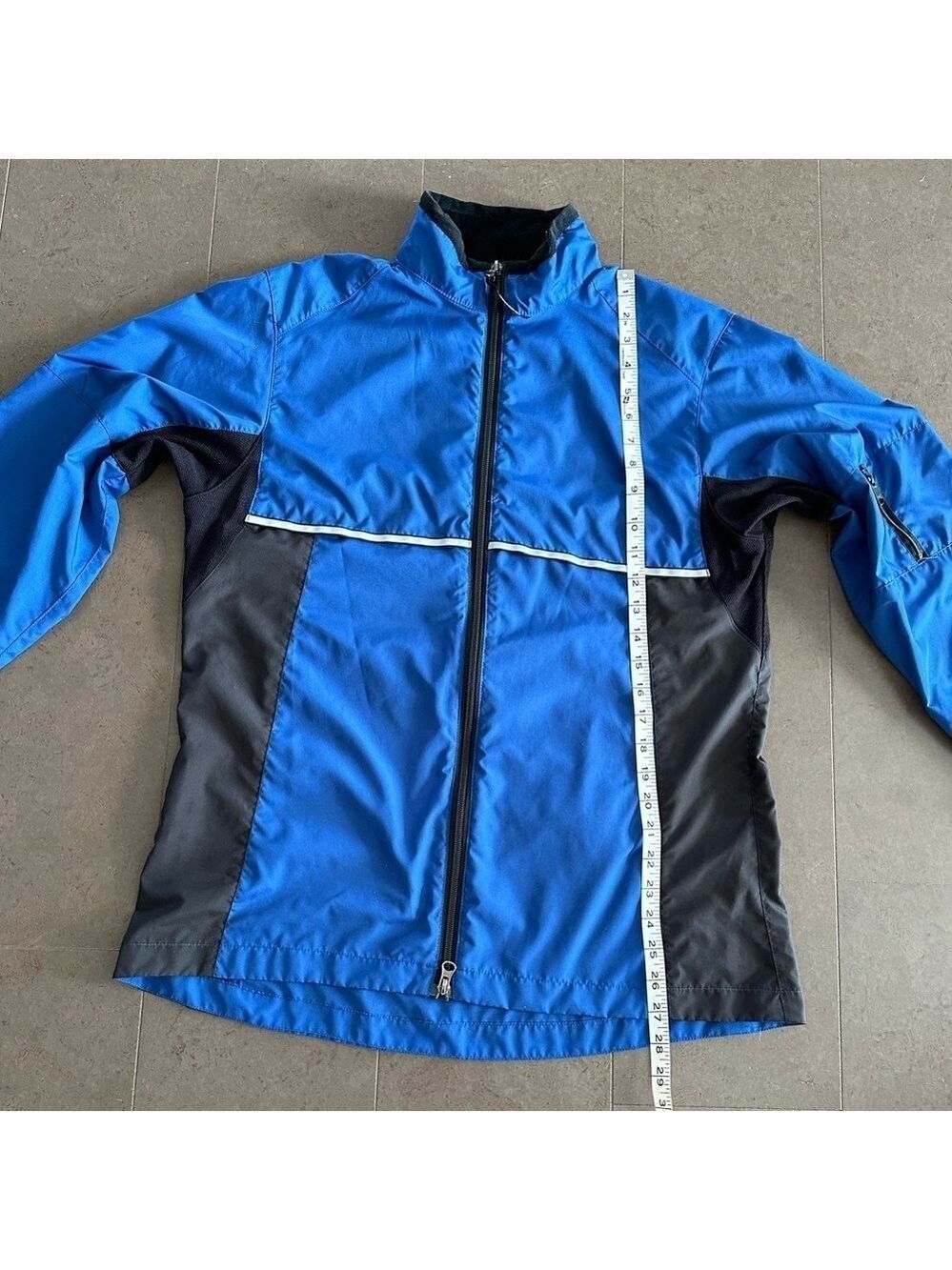 MEC jacket size Large - Picture 5 of 10